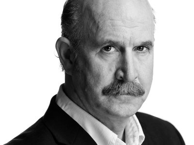 headshot2